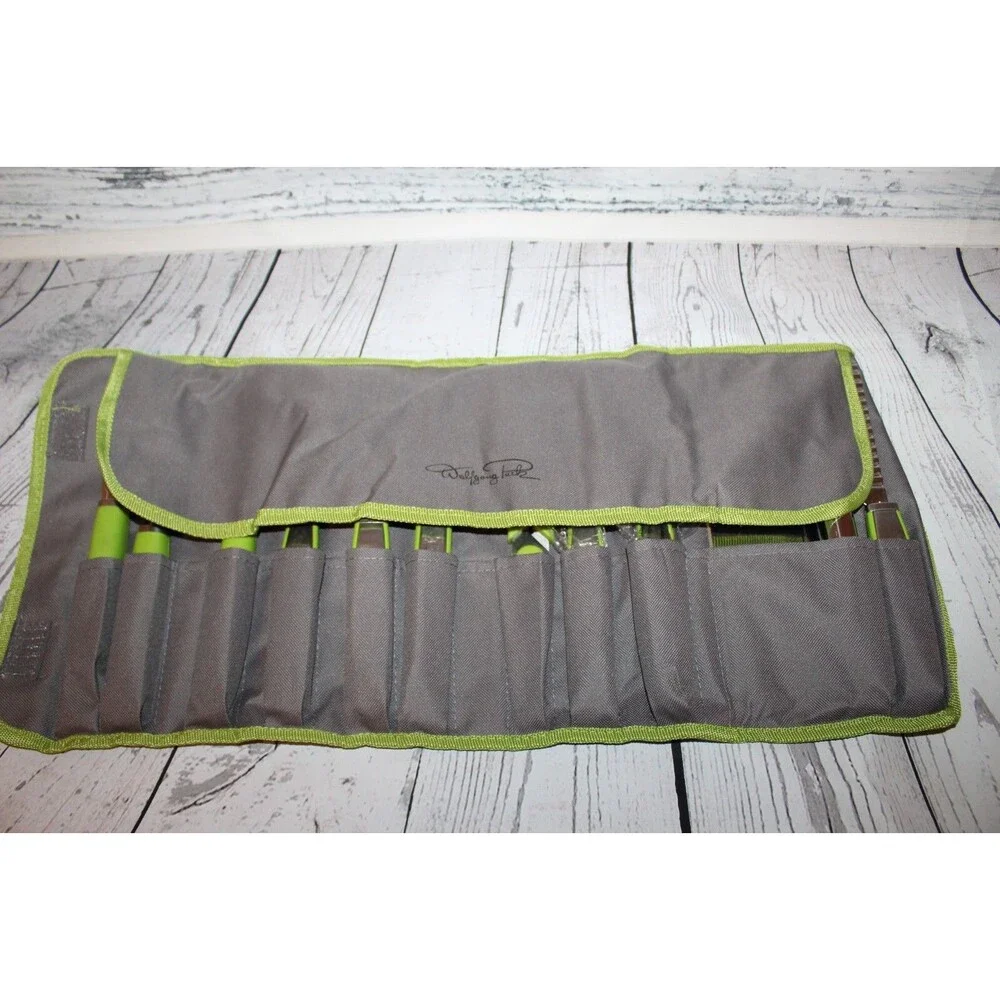Wolfgang Puck Roll Up Carrying Case Garnish Bar Set Lots of Pieces NEW Green
